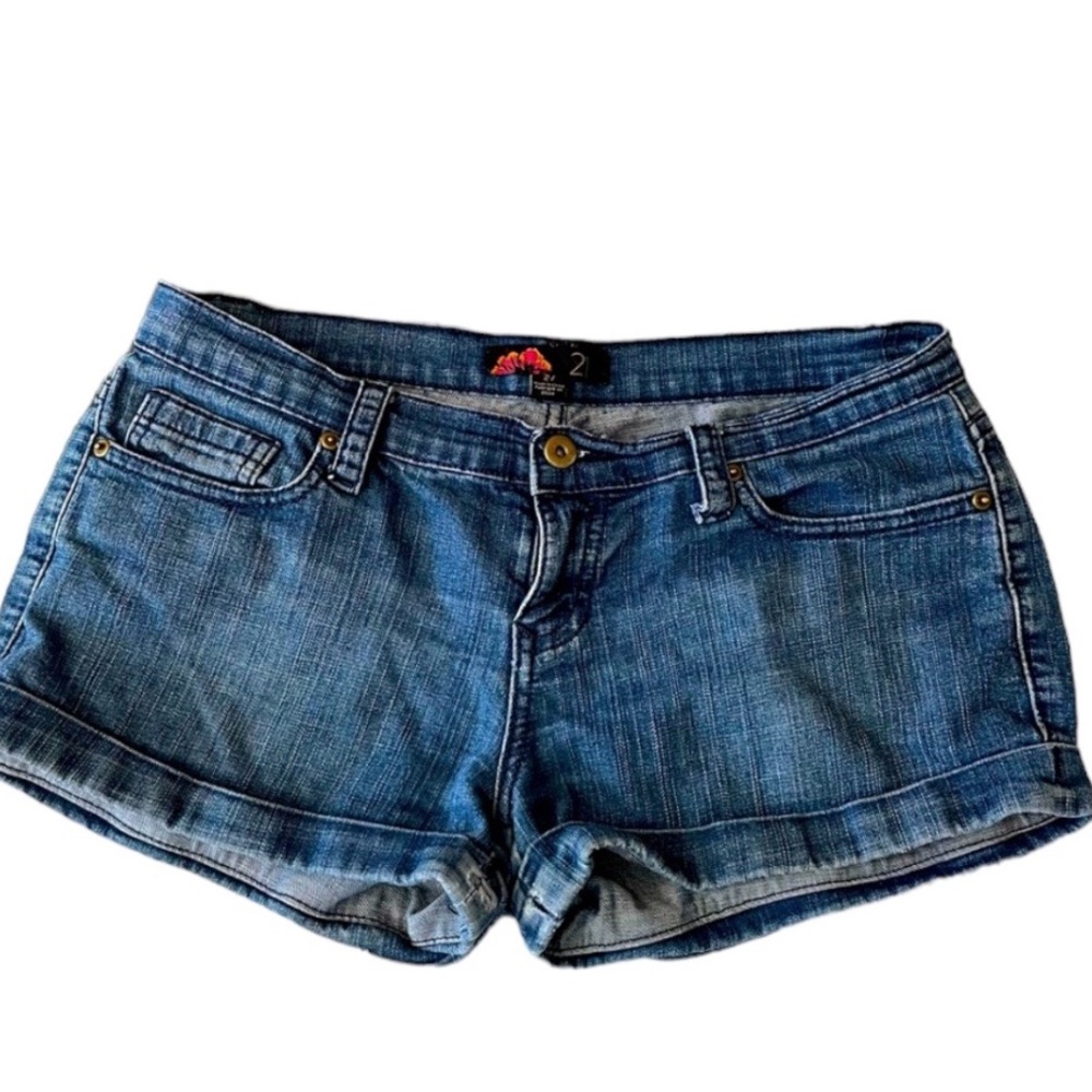 FOREVER 21 Women’s Denim Jeans Short Shorts Cuffed Size 27 3/4 Junior’s*